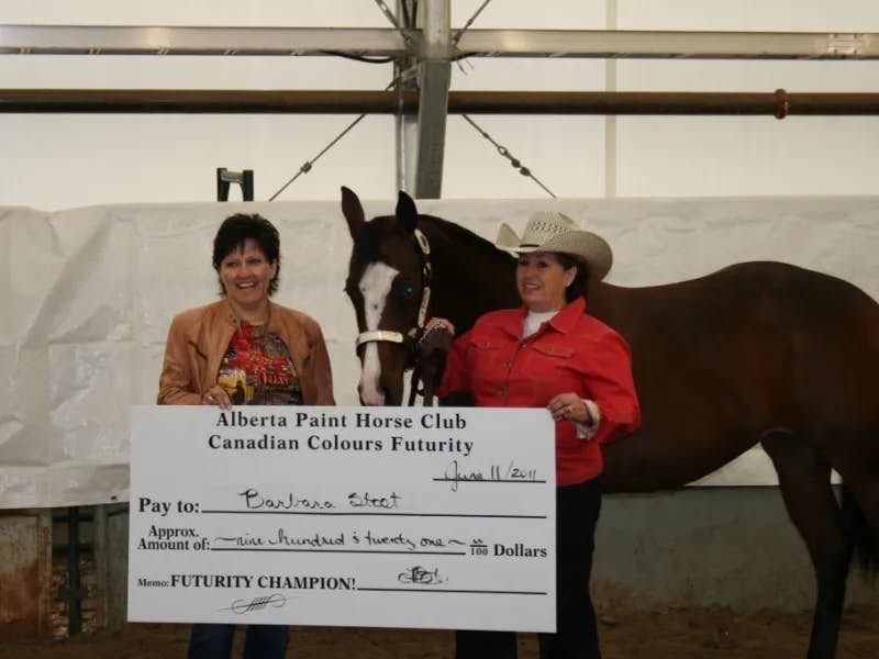 Sirtainly Sierra filly wins CCF Futurity, 3 Grand Championships and 1 Reserve -Olds, Jun 11/11